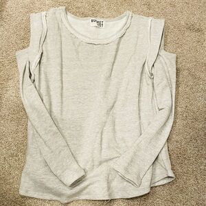 BUCKETLIST Gray Cold Shoulder Top